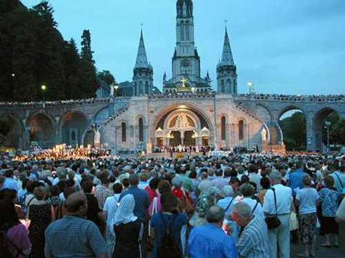 Resultado de imagen para LOURDES FRANCIA