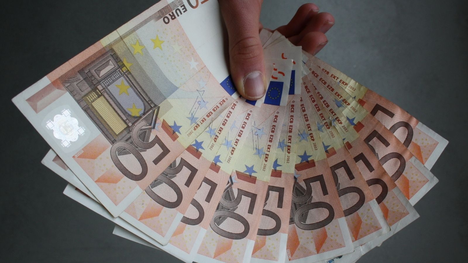 billetes de 50 euros moneda en francia
